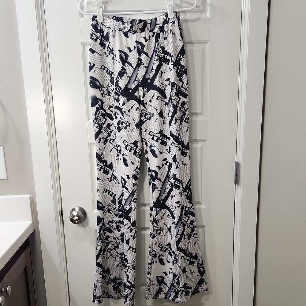 Princess Polly Newspaper Print Flared Leg Pants Size 4